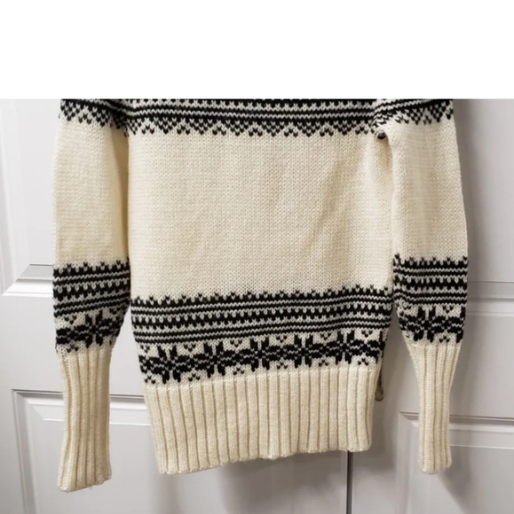 J Crew Women's Sweater Size: Small Mohair & Wool Blend - Picture 9 of 13